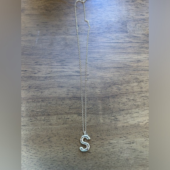 Letter S Necklace - NWT - Picture 3 of 4